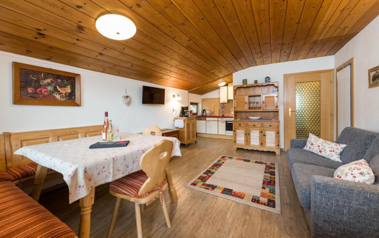 Tyrol Appartements Эрвальд Экстерьер фото