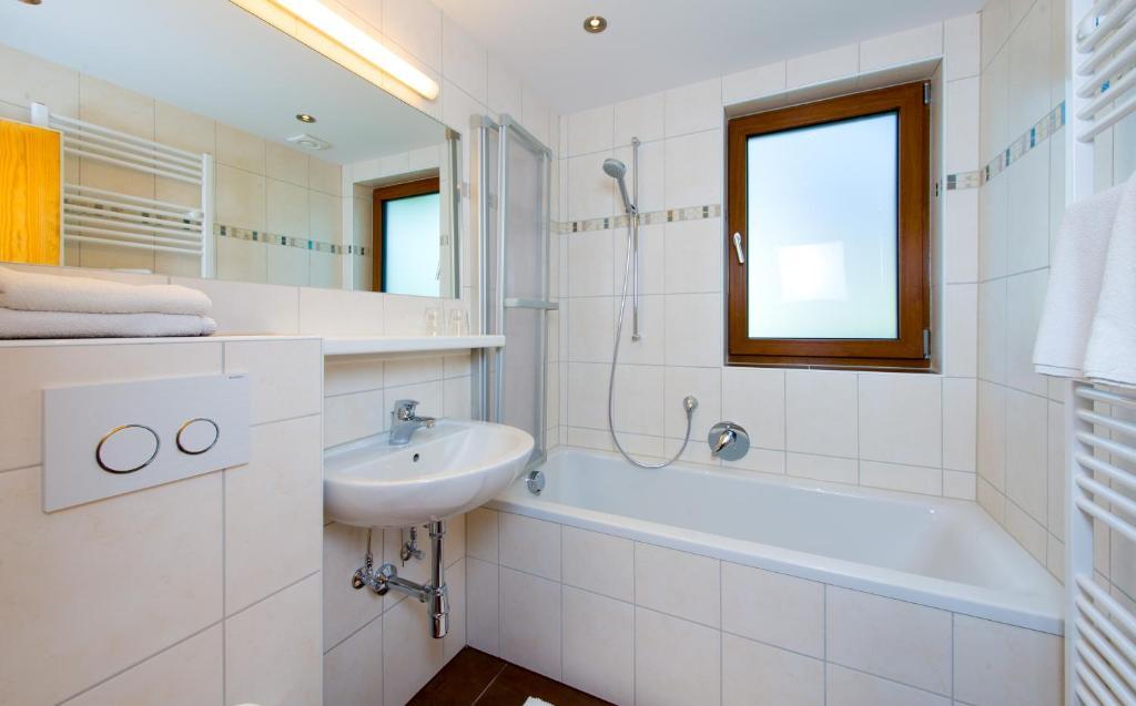Tyrol Appartements Эрвальд Номер фото
